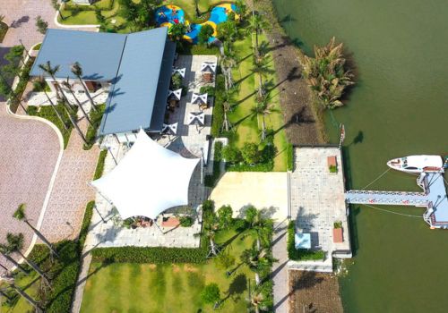 Ngắm bất động sản triệu đô ven sông “sát vách” Sài Gòn, cách người giàu chọn nhà có gì khác?